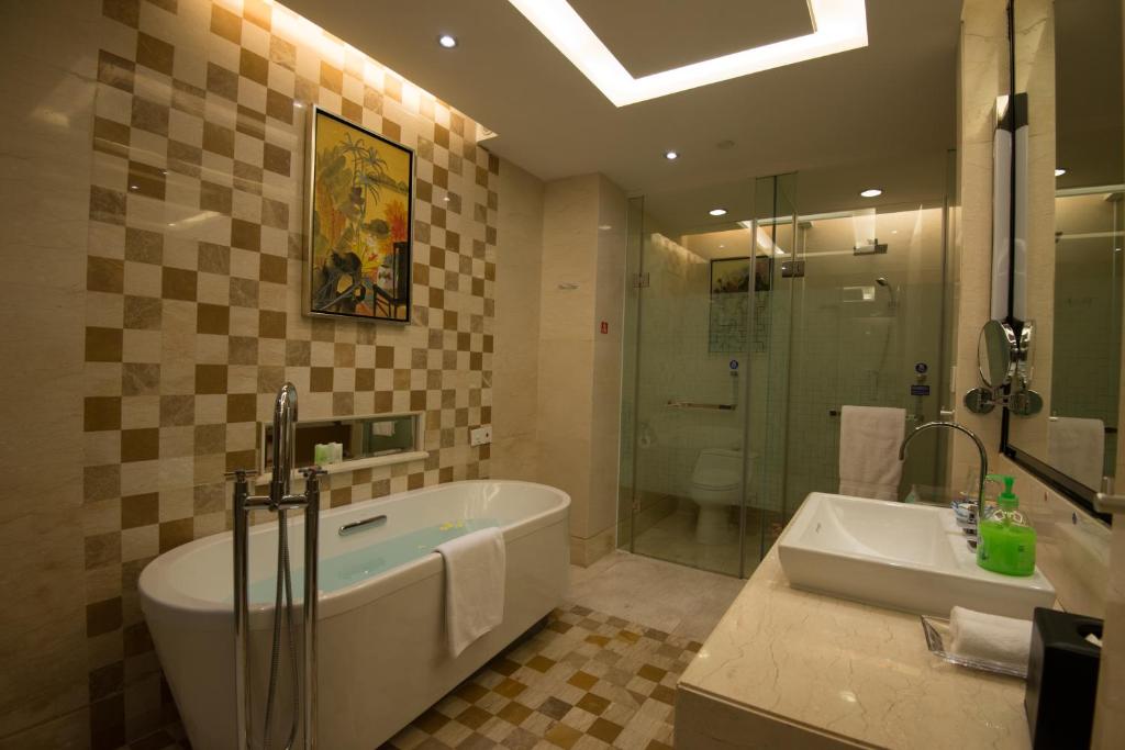 Top 10 Business Hotels in Guangzhou Near Pazhou Complex Ultimate Guide for Canton Fair Visitors