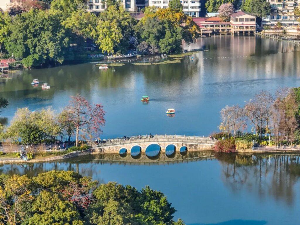 Guangzhou Travel Guide park